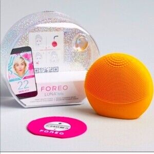 Foreo luna fofo cleaning brush 
Brand new
 Color:orange